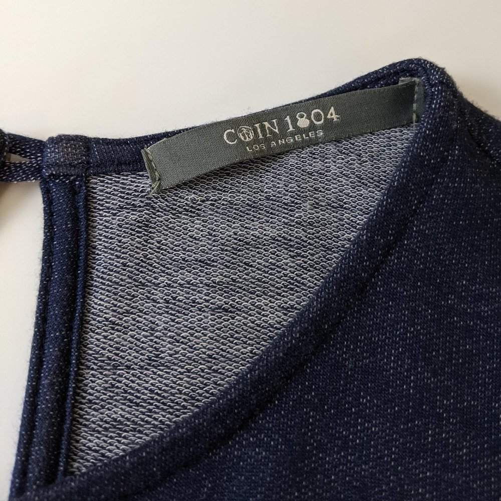 Coin 1804 Ruffle Navy Top Large size - Picture 7 of 9